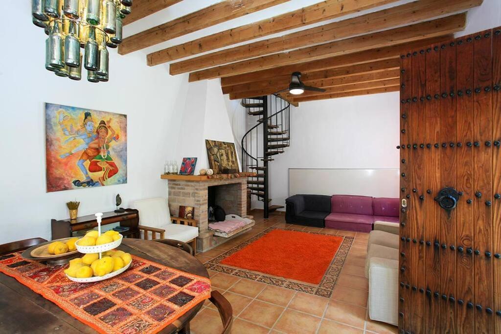 Вилла Casa Radha Бинисалем Экстерьер фото